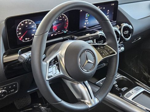 Certified 2026 Mercedes-Benz GLA 250 image 25