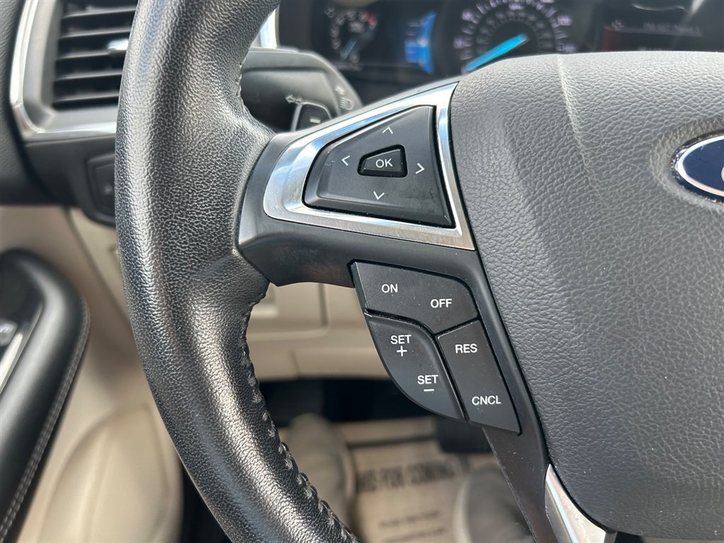 Used 2017 Ford Edge Titanium w/ Equipment Group 301A FWD image 17