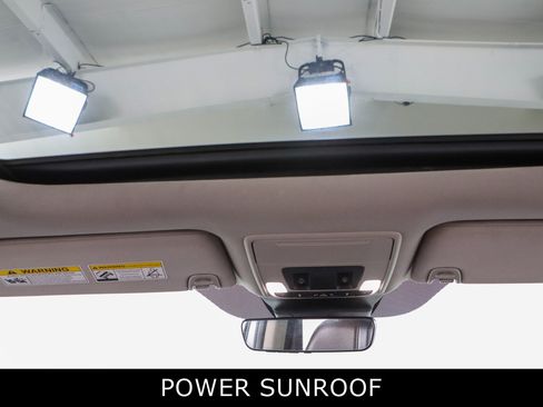 Used 2024 Honda Pilot Elite image 21