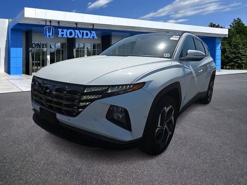 Used 2024 Hyundai Tucson Limited image 1