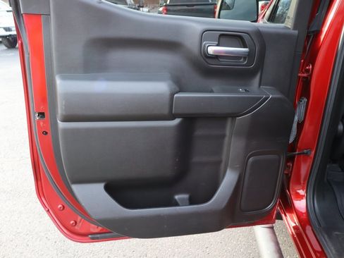 Used 2021 Chevrolet Silverado 1500 Custom Trail Boss w/ LPO, Dark Essentials Package image 23