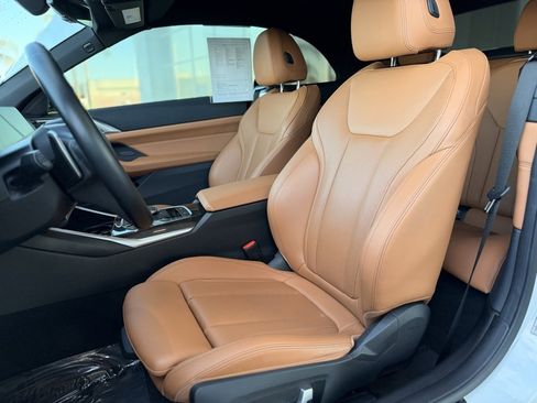 Used 2023 BMW 430i Convertible w/ Premium Package image 10