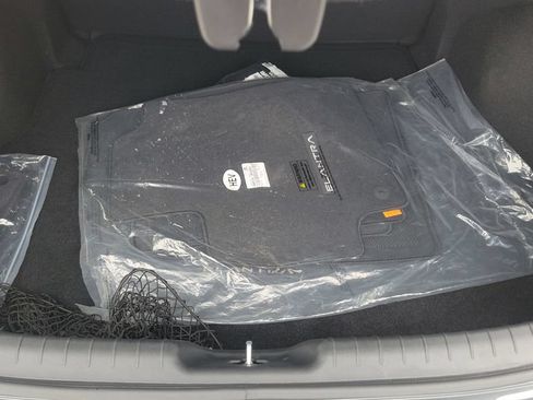 Used 2025 Hyundai Elantra SEL FWD image 23