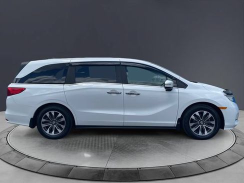 Certified 2024 Honda Odyssey EX-L image 6
