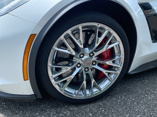 Used 2017 Chevrolet Corvette Z06 RWD image 30