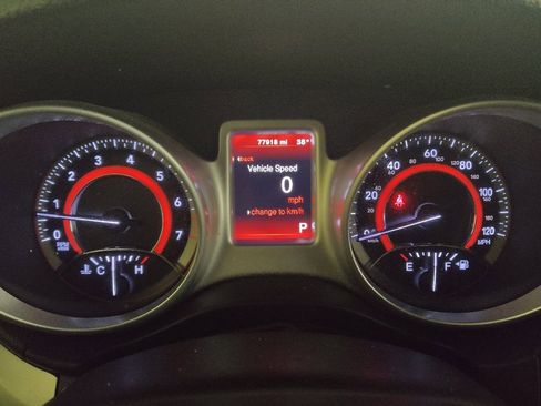 Used 2020 Dodge Journey SE w/ SE Popular Equipment Group image 23