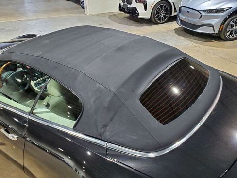 Used 2011 Maserati GranTurismo Convertible image 48