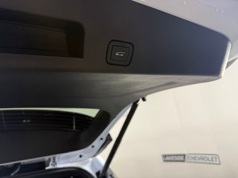 New 2026 Chevrolet Traverse High Country w/ LPO, Floor Liner Package image 13