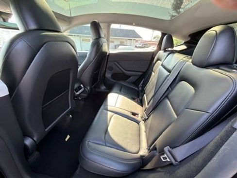 Used 2024 Tesla Model Y Performance AWD/4WD image 17