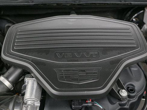 Used 2024 Cadillac XT5 Premium Luxury AWD/4WD image 16