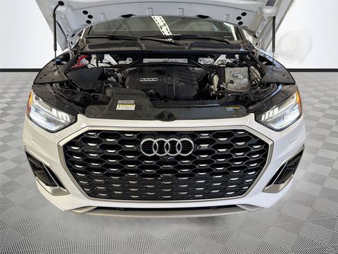 Used 2023 Audi Q5 2.0T Prestige w/ Prestige Package AWD/4WD image 31