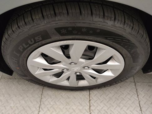 Used 2021 Hyundai Accent SE FWD image 31