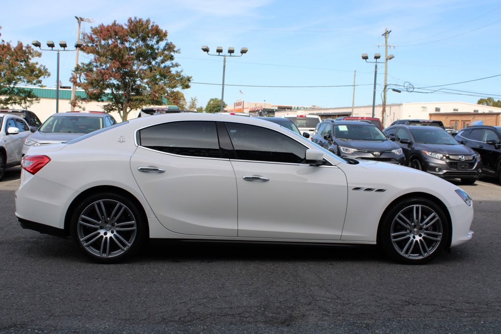 Used 2015 Maserati Ghibli RWD image 8