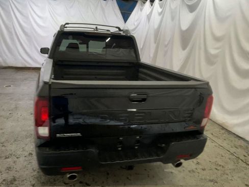 Used 2025 Honda Ridgeline TrailSport image 7