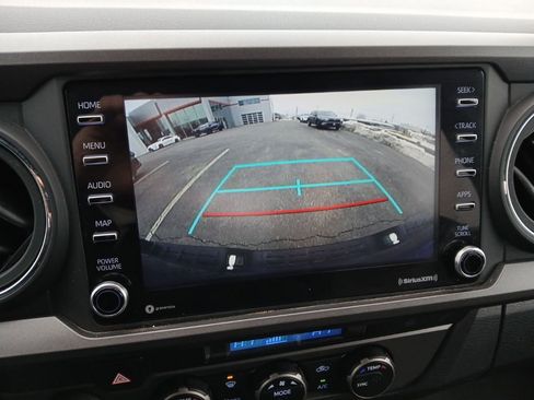 Certified 2022 Toyota Tacoma TRD Off-Road w/ Technology Package image 23