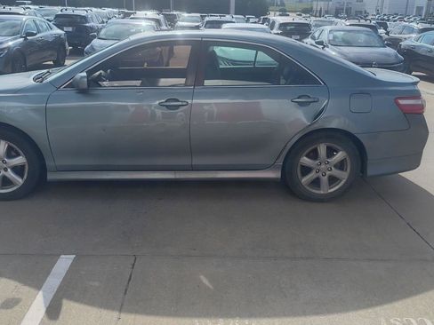 Used 2007 Toyota Camry SE FWD image 6