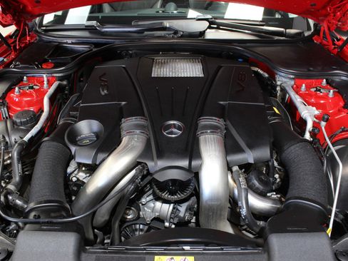 Used 2017 Mercedes-Benz SL 550 image 25