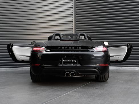 Certified 2025 Porsche 718 Boxster S RWD image 31