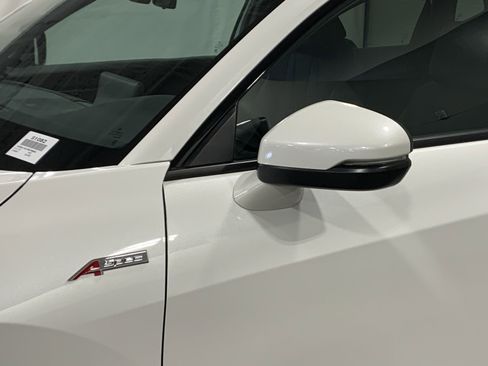 Used 2025 Acura ADX A-Spec image 12