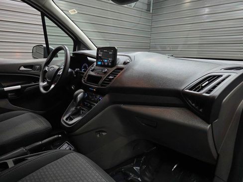 Used 2020 Ford Transit Connect XLT FWD image 14