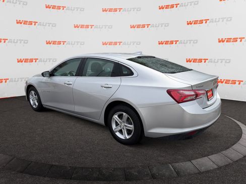 Used 2022 Chevrolet Malibu LT FWD image 3