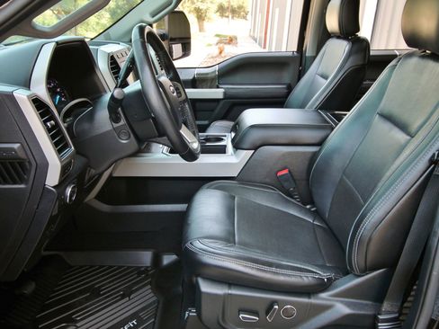 Used 2019 Ford F350 Lariat w/ Lariat Ultimate Package AWD/4WD image 23