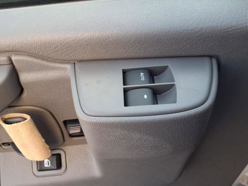 New 2025 GMC Savana 3500 Extended w/ Power Convenience Package image 11