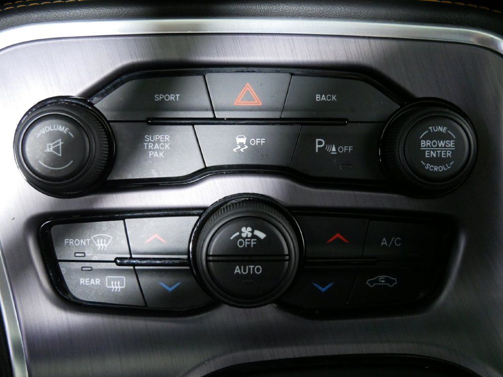 Used 2016 Dodge Challenger R/T Plus RWD image 30