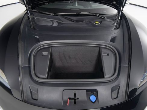 Certified 2025 Porsche Taycan 4S image 42