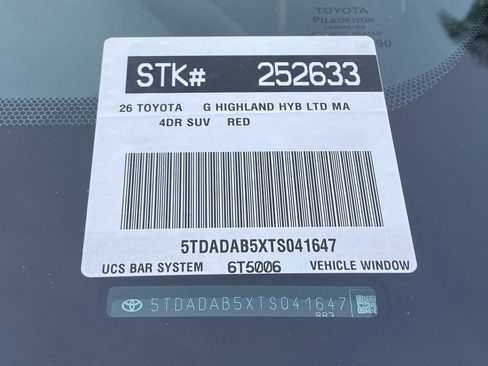 Certified 2026 Toyota Grand Highlander AWD Hybrid image 31