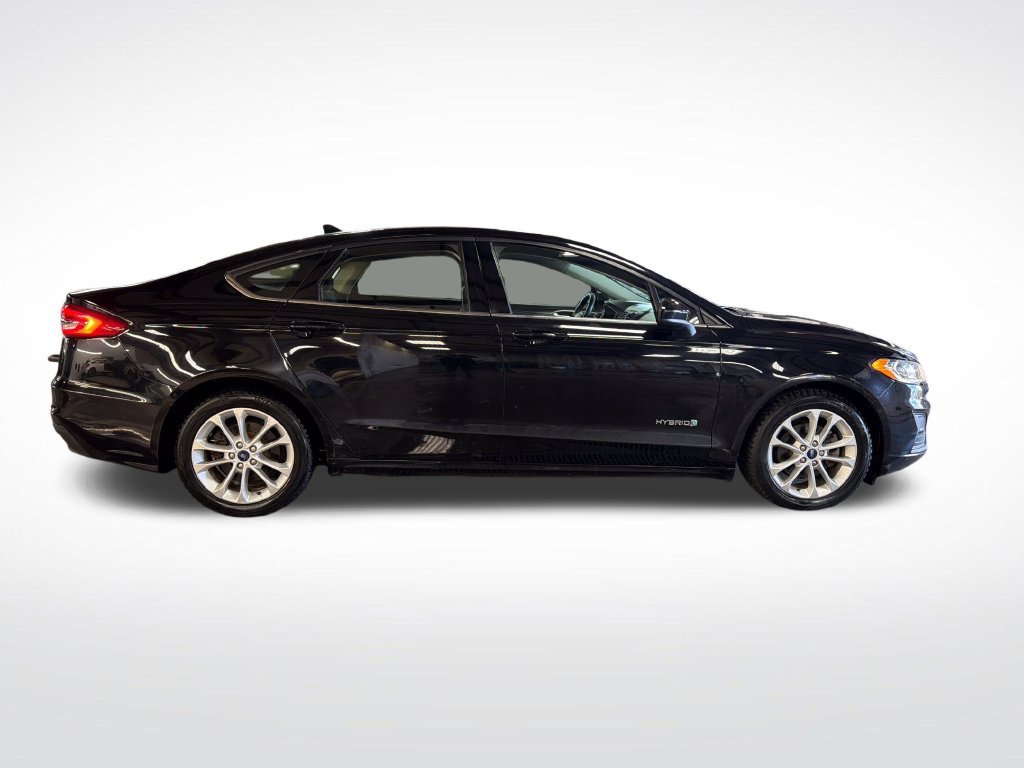 Used 2019 Ford Fusion SE FWD image 7