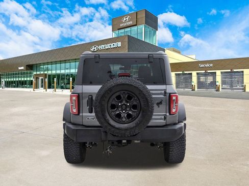 Used 2022 Ford Bronco Wildtrak image 7