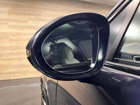 Used 2022 Porsche Cayenne Turbo image 27