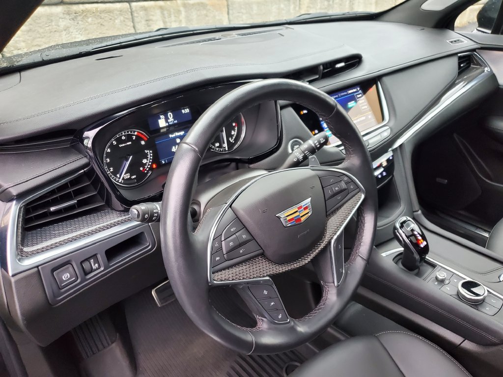 Used 2024 Cadillac XT5 Sportv w/ LPO, Floor Liner Package AWD/4WD image 19