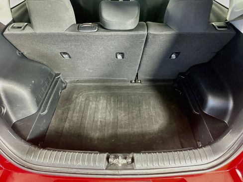 Used 2024 Kia Soul LX w/ Option Group 015 FWD image 27