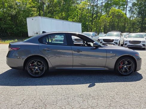 Used 2024 Alfa Romeo Giulia Ti w/ Performance Driving Package AWD/4WD image 13