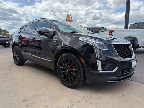 Used 2022 Cadillac XT5 Sportv w/ LPO, ONYX Package AWD/4WD image 4