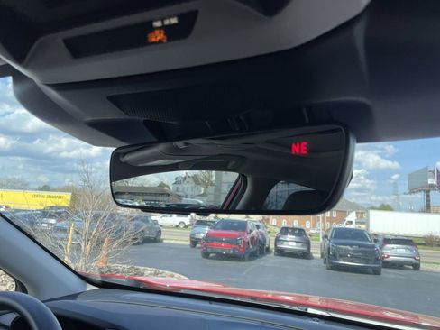 Used 2025 Subaru Crosstrek 2.0i Premium image 29