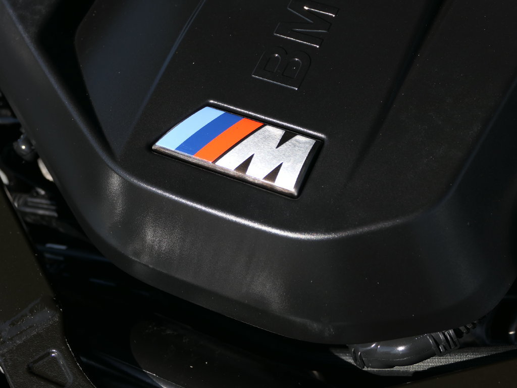 Used 2025 BMW M2 w/ Lighting Package RWD image 28