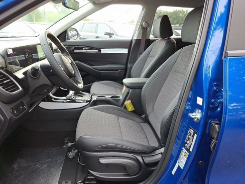 New 2026 Kia Seltos S image 7
