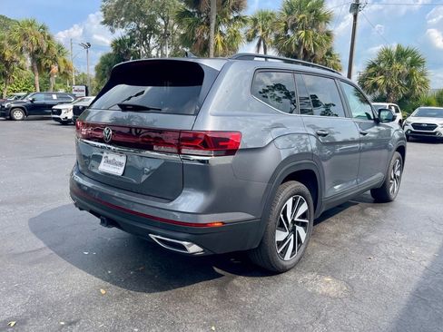 Used 2025 Volkswagen Atlas SE FWD image 6