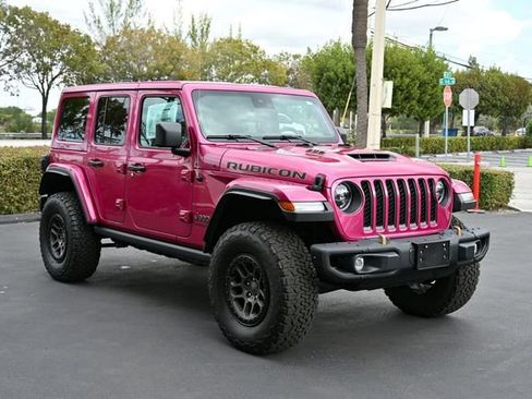 Used 2022 Jeep Wrangler Unlimited Rubicon w/ Xtreme Recon 35" Tire Package AWD/4WD image 7