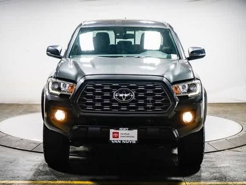 Certified 2021 Toyota Tacoma TRD Off-Road image 3