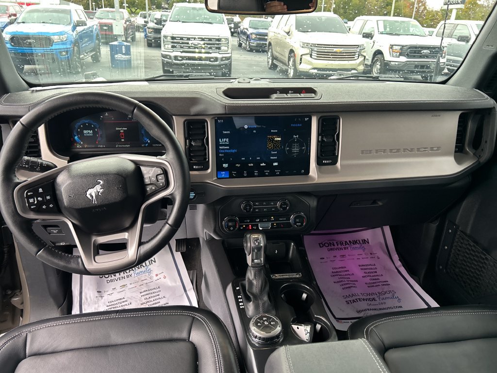 Used 2025 Ford Bronco Outer Banks AWD/4WD image 15