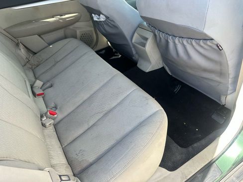 Used 2010 Subaru Outback 2.5i Premium AWD/4WD image 24