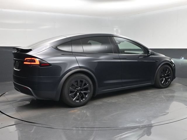 Used 2024 Tesla Model X AWD/4WD image 3