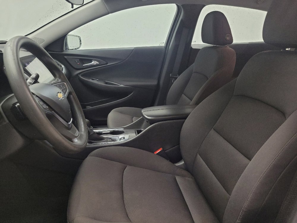 Used 2023 Chevrolet Malibu LT FWD image 17
