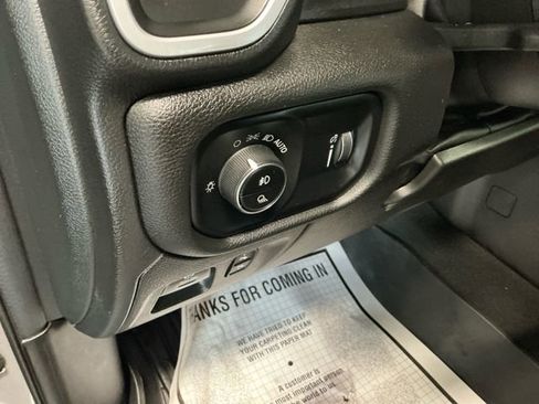 Used 2023 RAM 1500 Big Horn AWD/4WD image 27