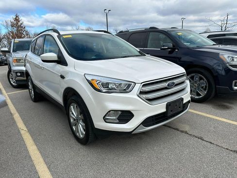 Used 2019 Ford Escape SEL image 15