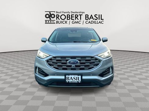 Used 2020 Ford Edge Titanium w/ Equipment Group 301A AWD/4WD image 3